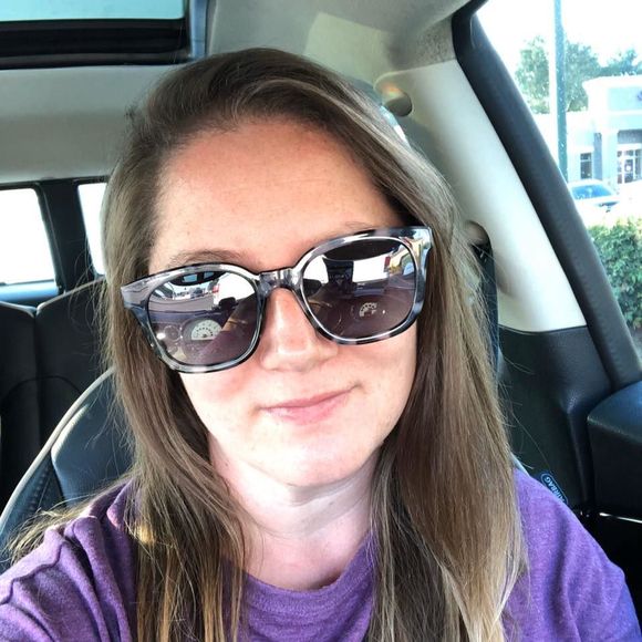 Meet your Posher, Kristy - Picture 1 of 1